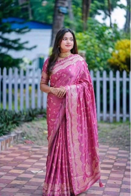 বেনারসি কাতান — জরির পাড়, গোলাপি