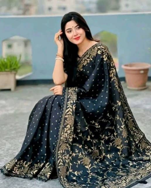 সফট সিল্ক শাড়ি — জরির ফুলেল পাড়, কালো