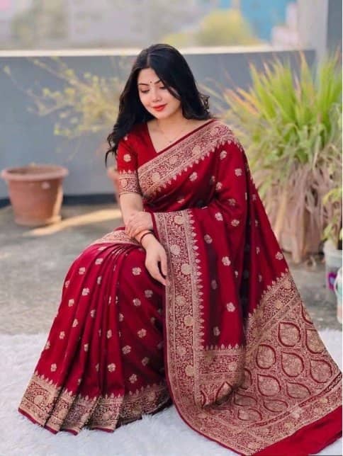কাতান শাড়ি — পান মোটিফ আঁচল, মেরুন